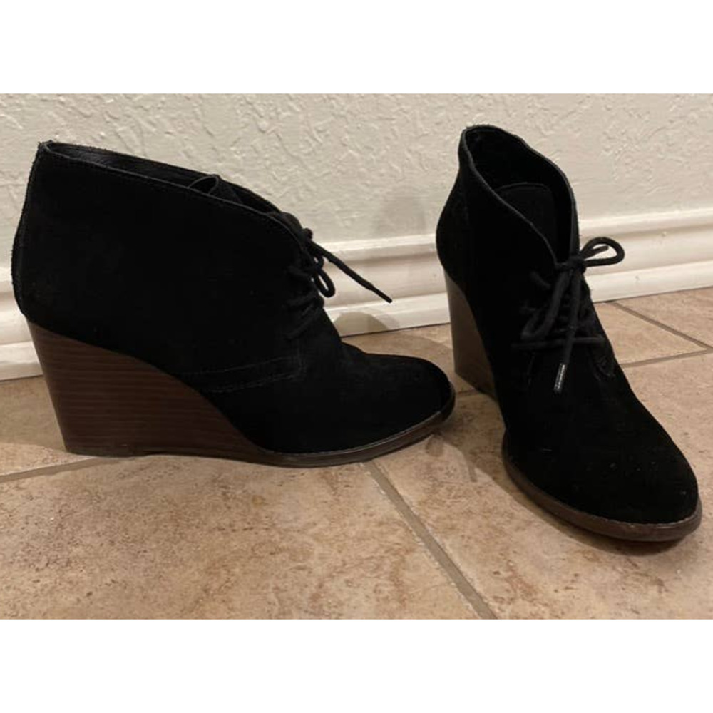 Lucky Brand Black Suede Ankle Bootie Wedgies